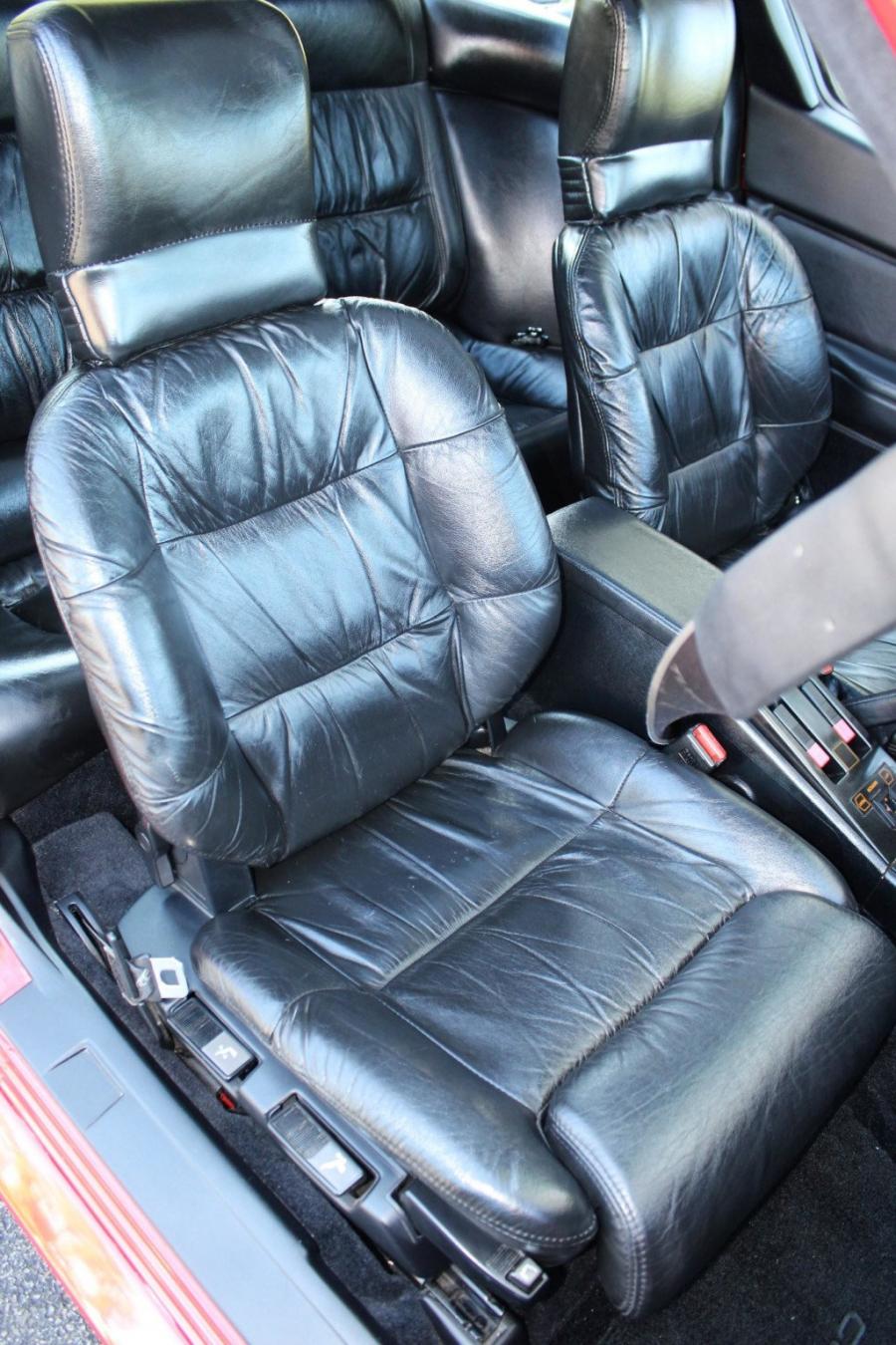 Интерьер Chrysler Conquest TSi 1987 года  (фото 57 из 137)